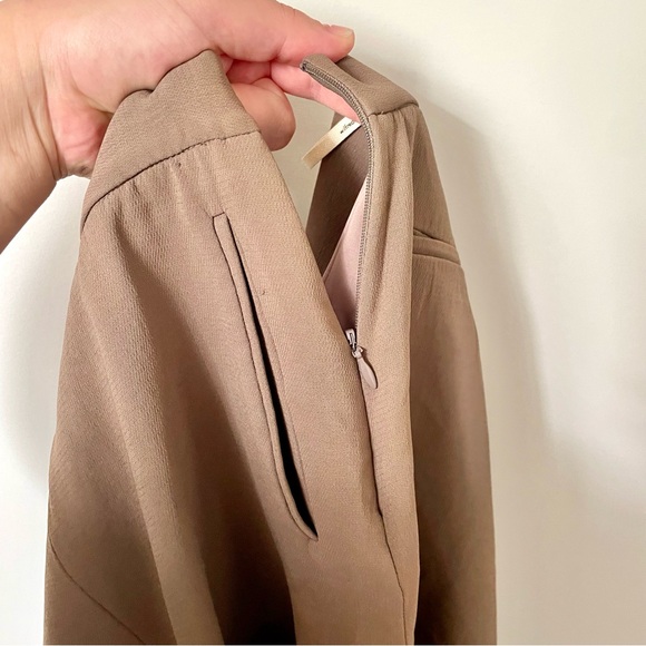 Aritzia Wilfred Arbre Scalloped Hem Shorts Brown - Picture 8 of 8